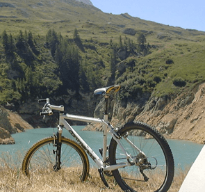 Road bike frame crack